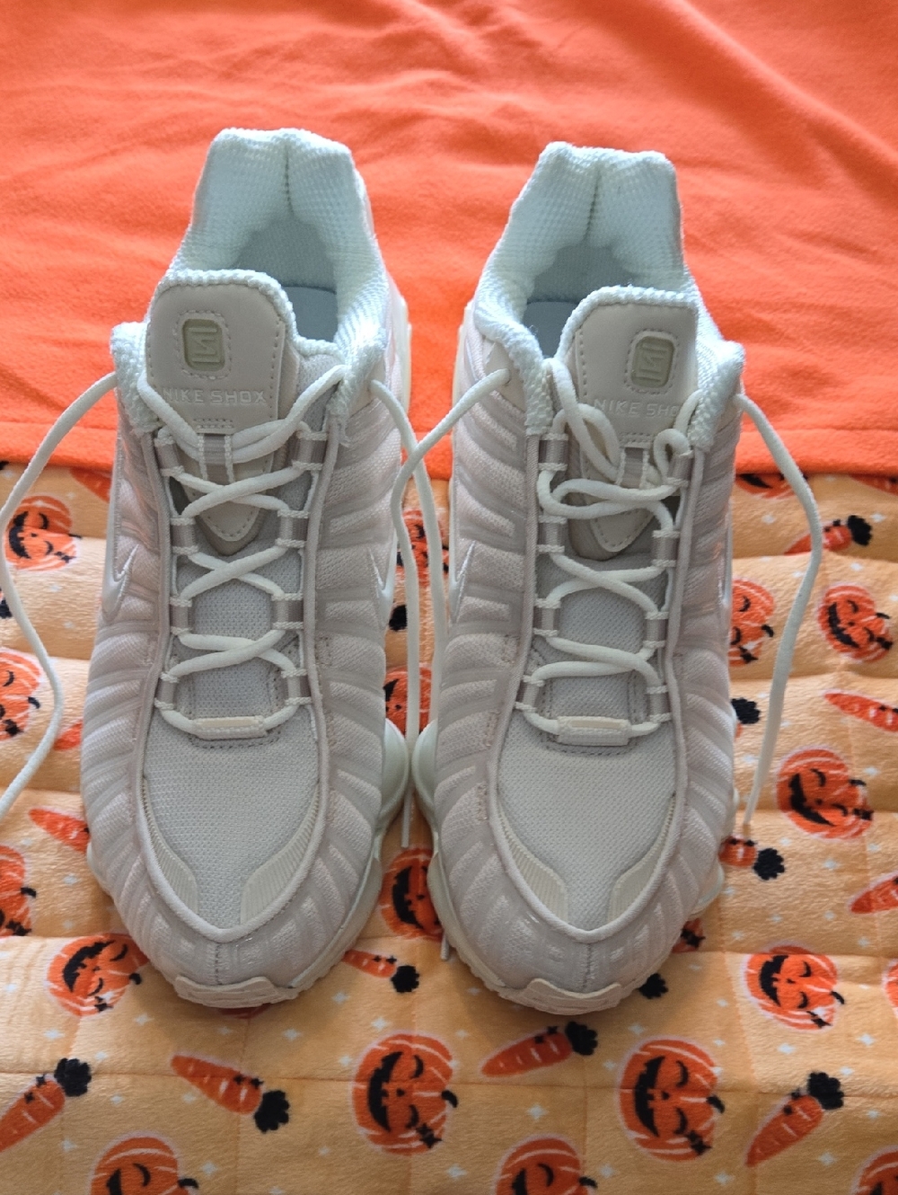 Nike White Mesh & Light Gray Shox Trainer